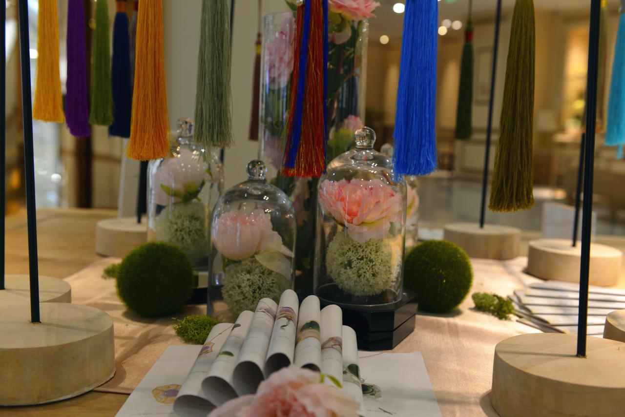 Howard Johnson Flower City Hotel Куньмін Екстер'єр фото